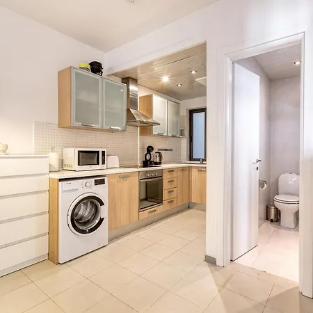 Cozy 1 Bedroom Oasis In The Heart Of St. Julians Y 360 Estates San Ġiljan