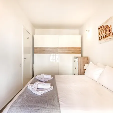 Cozy 1 Bedroom Oasis In The Heart Of St. Julians Y 360 Estates *